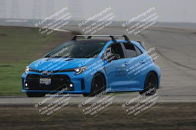 media/Nov-28-2025-Speed SF (Fri) [[b9fcb3577c]]/Green/Session 3 (Outside Grapevine)/